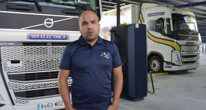 Primafrio driver electric truck